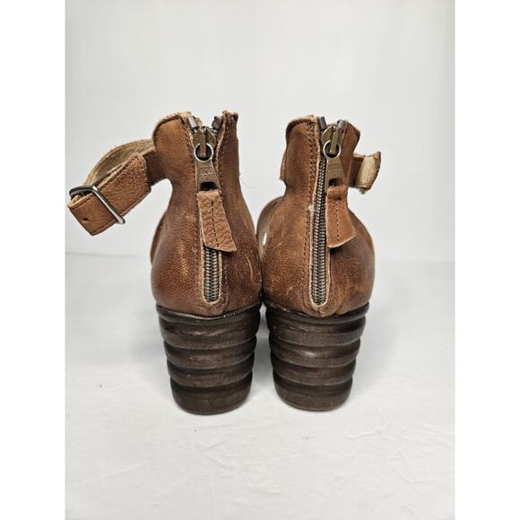 Miz Mooz Amia Brandy US Size 8 Cap Toe Closed Toe Boho Wedge Heels - Picture 3 of 10